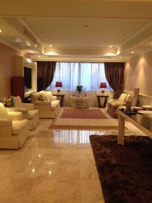 For SaleCondoOnnut, Udomsuk : 📢👇 3 beds for sale at Empire House Condominium  Ekamai 12 , fully furnished