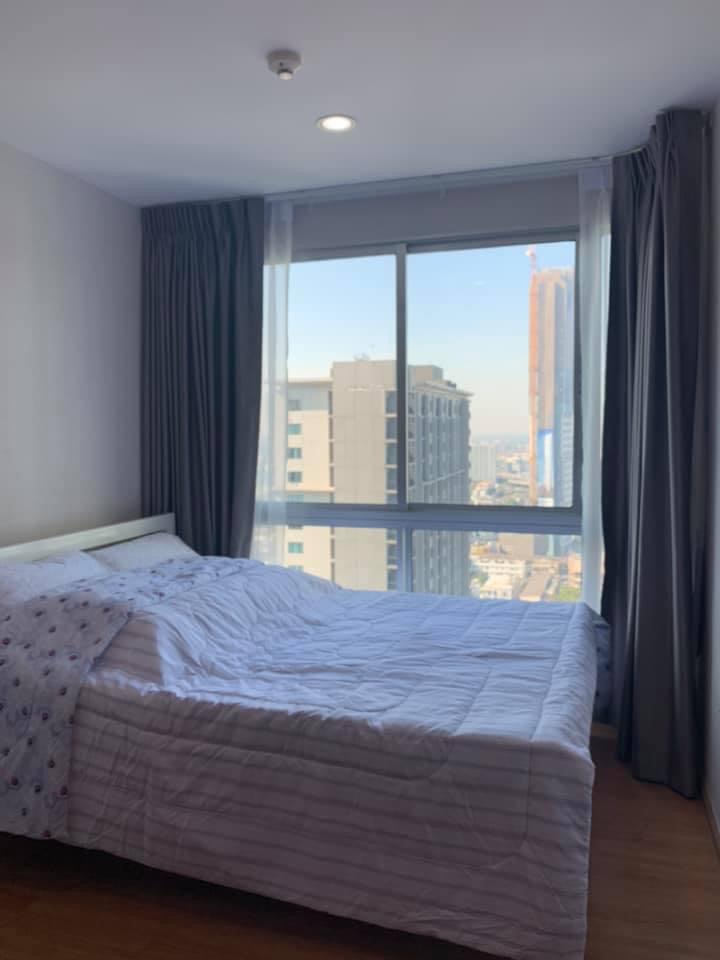 For RentCondoOnnut, Udomsuk : For rent: The Base 77, 30th floor, Building B, beautiful view, good project, complete facilities, good location, convenient travel, beautiful room, complete furniture