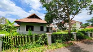 For SaleHouseChiang Mai : House and land for sale, Lake View, On Tai Subdistrict, San Kamphaeng District.