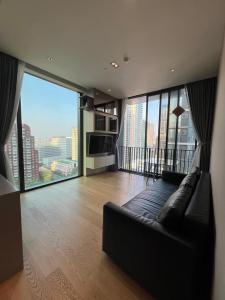 ให้เช่าคอนโดวิทยุ ชิดลม หลังสวน : ❖ Prime location ❖ ชั้น 10+ 74.00 ตร.ม. | 2 ห้องนอน ตกแต่งบางส่วน | คอนโดใกล้ เซ็นทรัล ชิดลม 210 ม., BTS ชิดลม 400 ม.