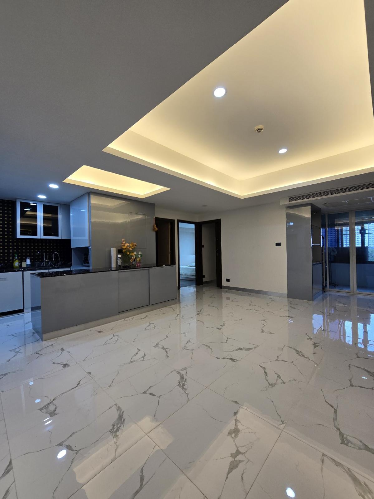 For SaleCondoPattanakan, Srinakarin : vivid condo 2 bed, beautifully decorated