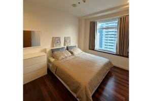 ให้เช่าคอนโดพระราม 9 เพชรบุรีตัดใหม่ RCA : For Rent condo 2 bedrooms at The Circle Condominium Near MRT Phetchaburi Ready to move in Rental 35,000 THB./ Month