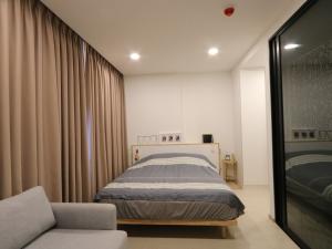 For SaleCondoSukhumvit, Asoke, Thonglor : Condo for sale Noble Ambience Sukhumvit 42 (Noble Ambience Sukhumvit42), city view 400 meters, BTS Ekkamai station.