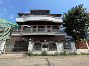 For SaleHouseMahachai Samut Sakhon : House for sale with factory, 294 sq m., Soi Rong Lor, Kitmanee Road, Mueang Samut Sakhon.