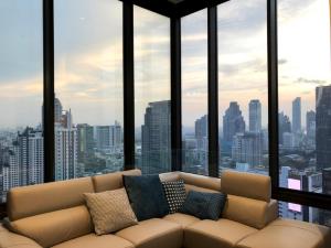 ให้เช่าคอนโดสีลม ศาลาแดง บางรัก : For Rent Ashton silom 2beds size 72 sq.m. F/F Ready to move in