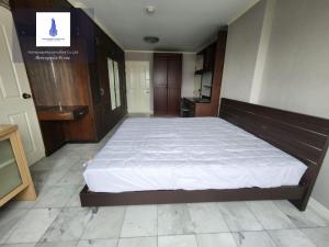 For RentCondoSathorn, Narathiwat : For rent at Lumpini Place Sathorn  Negotiable at @condo6565 (with @ too)