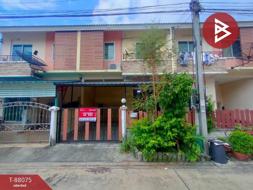 For SaleTownhouseMahachai Samut Sakhon : Townhouse for sale Chokruthai Village, Rama 2, Bang Krachao, Samut Sakhon, ready to move in.