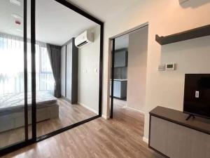 For SaleCondoLadprao, Central Ladprao : ★Very special price at 2.45 million, beautiful room, price lower than the market. Complete central area ★Ready to move in Near the source of food Traveling is very convenient @Atmoz Condo Ladprao15