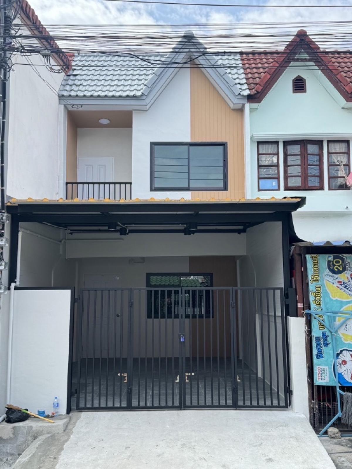 ให้เช่าทาวน์เฮ้าส์/ทาวน์โฮมบางแค เพชรเกษม : ให้เช่าทาวน์เฮ้าส์ 2 ชั้น🏡หมู่บ้านเพชรเกษม 2 ซอย เพชรเกษม 55/2 เจ้าของบ้าน คุณตี๋ โทร 0868289243 ค่าเช่าเดือนละ  9,500 บาทครับ (ผู้เช่าจ่าย 28,500 บาท เพื่อเข้าอยู่ เงินจำนวนนี้เป็นมัดจำ 3 เดือน