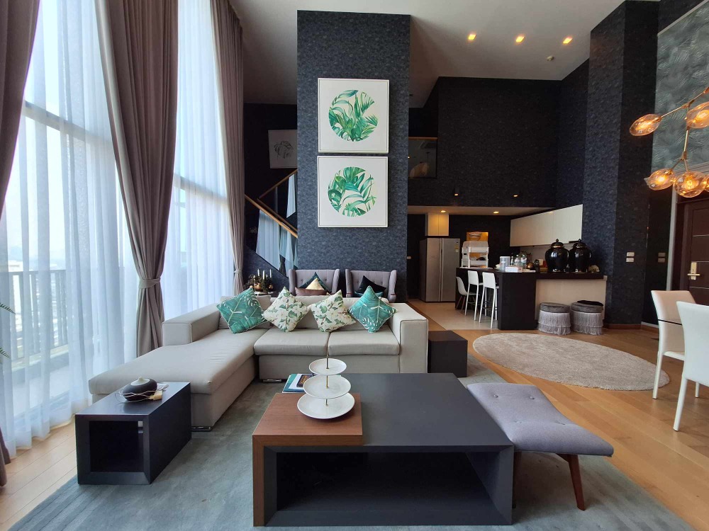 ขายคอนโด : Penthouse for sale: The Astra Chiang Mai, ชั้นที่ 16 ตึก B ห้องมุม วิวโรงแรมแชงกรีล่า ตกแต่งหรูหรา (โควต้าต่างชาติ)