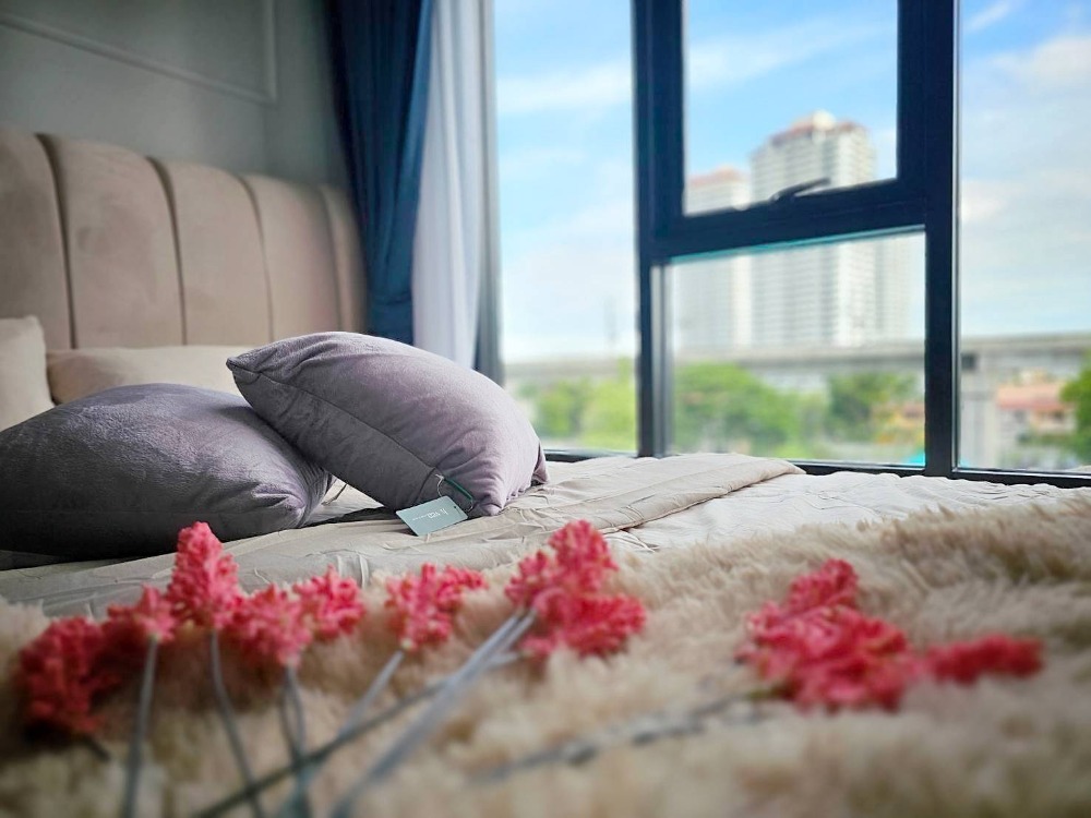 For RentCondoLadkrabang, Suwannaphum Airport : 🎯 RYE HUAMAK 🔥🔥 New room, very beautifully decorated, fully furnished, ready to move in, if you like, come and talk at the event (AL001)