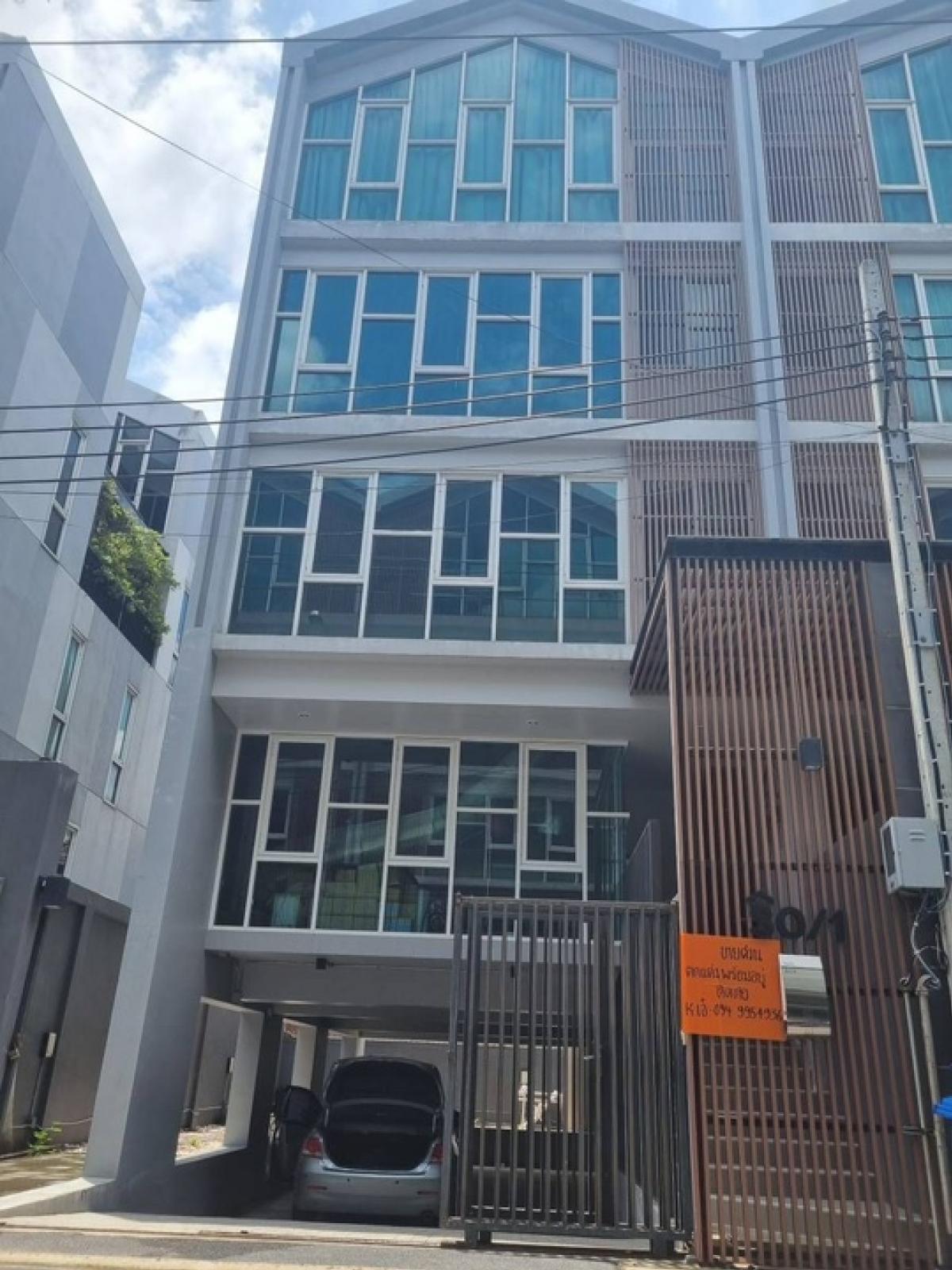 For SaleHome OfficeOnnut, Udomsuk : 4-story home office for sale, Hofe project, Soi Wakiratham Sathit 55, Sukhumvit 101/1