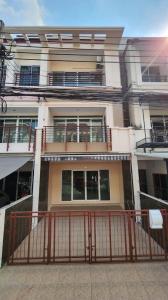 For RentTownhouseChokchai 4, Ladprao 71, Ladprao 48, : Townhome for rent Baan Klang Muang Wang Hin Soi Lat Phrao Wang Hin 53, newly renovated