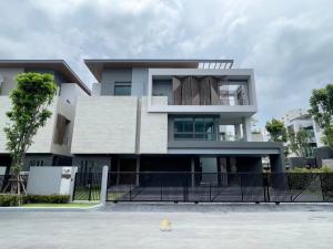 For SaleHousePattanakan, Srinakarin : Sample house‼️ 3-story luxury house: The Gentry Pattanakarn 2 (The Gentry Pattanakarn 2) with private pool.