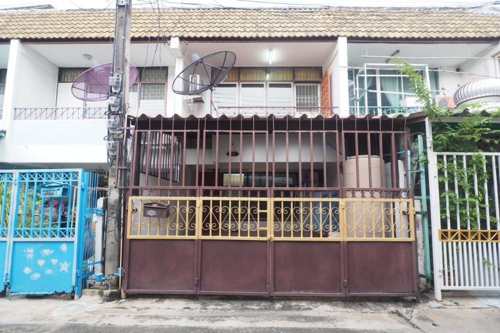 For SaleTownhouseOnnut, Udomsuk : 2-storey townhouse, Soi Sukhumvit 81, near BTS On Nut, only 700 meters.