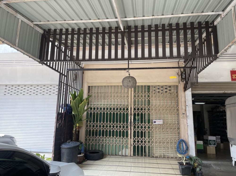 For SaleShophouseRama 2, Bang Khun Thian : Commercial building for sale, 4.5 floors, with rooftop, 27 square wah, Soi Tha Kham 7, Samae Dam Subdistrict, Bang Khun Thian District, Bangkok