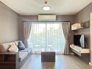 For RentCondoChiang Mai : For rent: D Condo Ping, size 63 square meters.   2 bedrooms, 2 bathrooms, 3rd floor, Building C, tree view, shady.