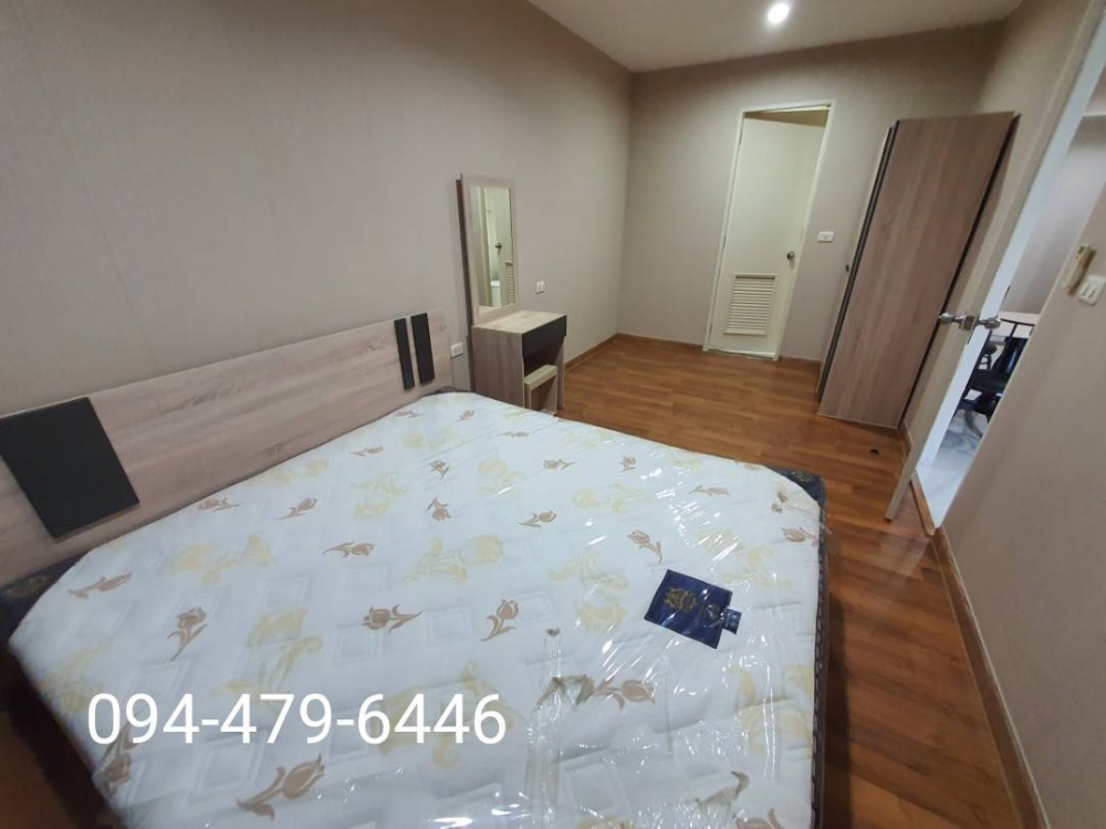 For RentCondoRama9, Petchburi, RCA : 38 sq m, 1 bedroom, large room, The Mark Ratchada Airport Link.