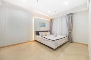 For SaleCondoWongwianyai, Charoennakor : Baan Chao Phraya Condo, Chao Phraya River view, near ICONSIAM