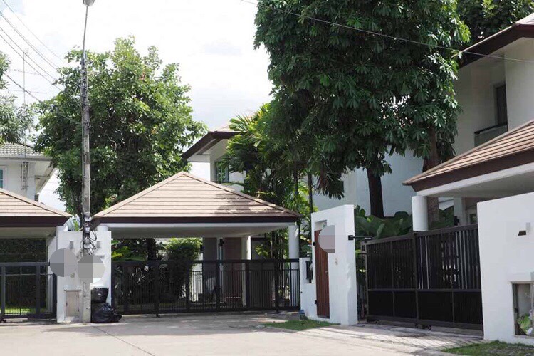 For RentHouseKaset Nawamin,Ladplakao : Single house for rent, Private Nirvana Ekkamai-Ramintra, beautifully decorated, air-conditioning, complete furniture, 3 bedrooms, 3 bathrooms, 1 maids room, rent price 60,000 baht per month