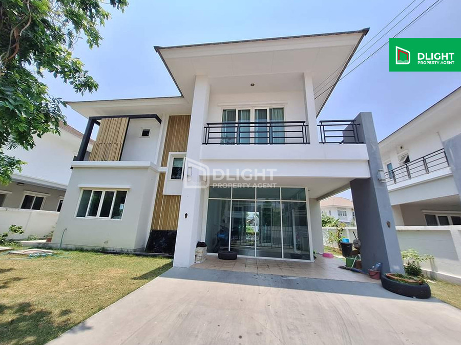 For SaleHouseMahachai Samut Sakhon : Single house, Sarin City The Lakeville, 83 sq m, 222 sq m, 3 bedrooms, 3 bathrooms, price 5.290 million baht, decorated, ready to move in, good location.