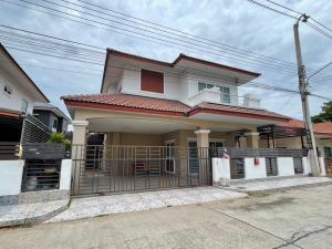 For RentHouseKhon Kaen : Ton212 House for rent with furniture near Central Khon Kaen. If interested, contact Khun Ton 061-4925950 Line ID suriya2025