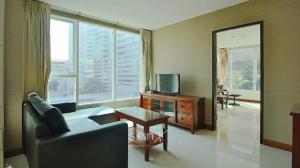 For SaleCondoSukhumvit, Asoke, Thonglor : Condominium for sale Sukhumvit Living Town on Asoke road. Near MRT Phetchaburi.