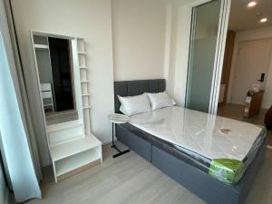 For RentCondoPinklao, Charansanitwong : *** Condo for rent: De Lapis Charan 81 ( near MRT Bang Phlat) ***