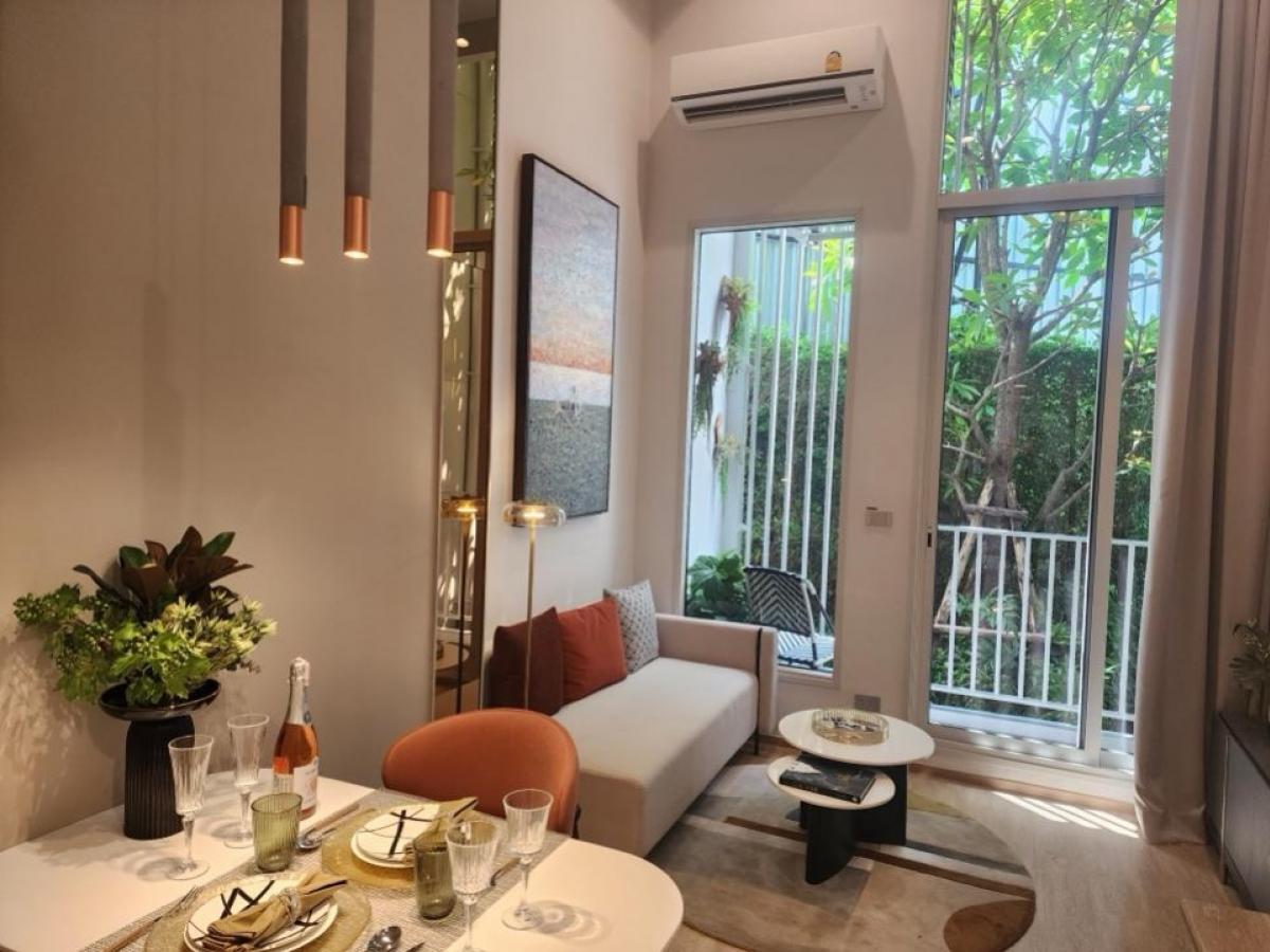 For SaleCondoSilom, Saladaeng, Bangrak : Sale 😀culture chula-silom Condo near Chula BTS, Sala Daeng (Silom) 180 meters, opposite Chulalongkorn University, room with a view of the Thai Red Cross Society, the most beautiful room, size 1 bedroom, 1 bathroom, price only 7,249,800 baht, first come fi