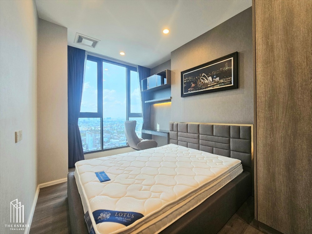 For SaleCondoOnnut, Udomsuk : For Sale Whizdom Essence 1 bedroom, width 34.48 sq.m., north direction, view of Bangkok city, closed kitchen @7.04MB