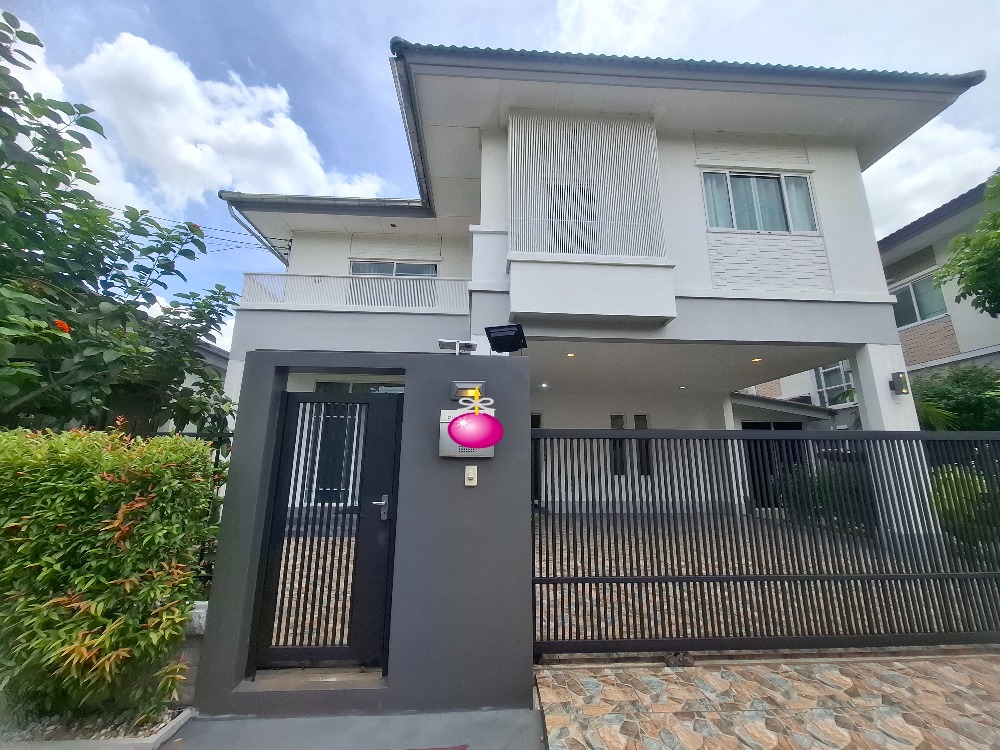 For RentHouseVipawadee, Don Mueang, Lak Si : 2-storey detached house for rent with guest house 70 sq m. on Songprapha Road. Near Chaengwattana, near Don Mueang