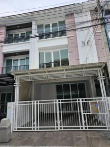 For RentTownhouseYothinpattana,CDC : Single house for rent Baan Klang Muang S-Sense Rama 9 - Lat Phrao, near BTS Lat Phrao 71, only 3 minutes.