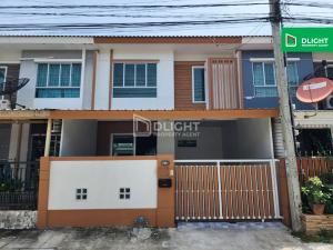 For SaleHouseSamut Prakan,Samrong : Townhouse Pruksa 38/1 Nam Daeng-Theparak, 17.8 sq m, 3 bedrooms, 2 bathrooms, price 2.2 million baht, decorated, ready to move in, Nam Daeng Thepharak location.