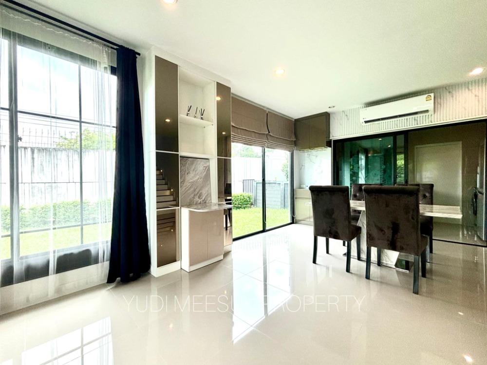 For RentHousePattanakan, Srinakarin : House for rent, best price in the project