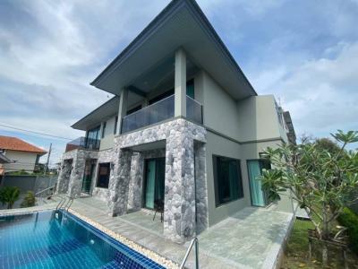 For RentHousePinklao, Charansanitwong : Announcement for renting a 2-storey detached house with 1 guest house, Soi Chim Phli, Taling Chan District