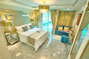 For SaleCondoPattaya, Bangsaen, Chonburi : Luxurious Condominium near Jomtien Beach. - Seven Seas Le Carnival