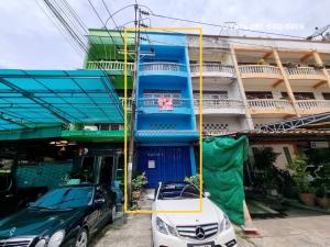 For SaleShophouseMin Buri, Romklao : Commercial building for sale, shophouse, Soi Sihaburanukit 6, Minburi, Bangkok, very good price!!