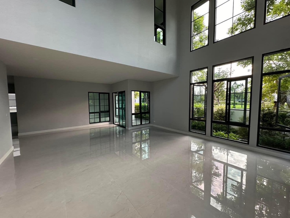 For RentHouseBangna, Bearing, Lasalle : ♦ Modern Classic ♦ Single house 2 storey 5 beds | 123.00 sq.w.. 580.00 sq.m. | near Concordian International School 6 mins, IKEA Bangna 8 mins, Muang Kaew Golf Course 8 mins