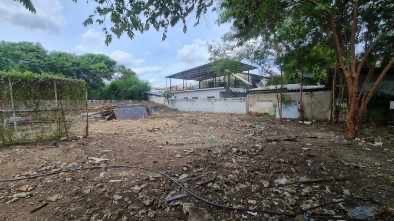 For SaleLandPattanakan, Srinakarin : Land for sale, 97 sq m, 2 plots, in Soi Chaloem Prakiat 26, near Suan Luang Rama 9