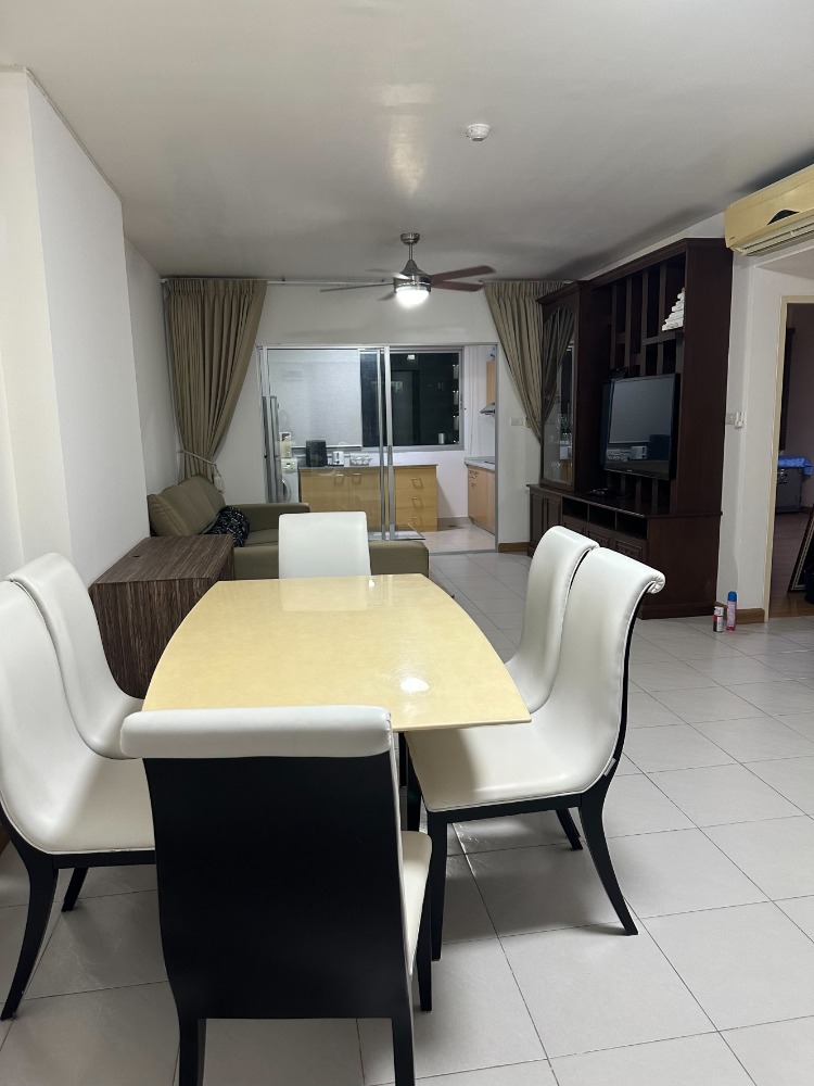 For RentCondoKasetsart, Ratchayothin : Condo for rent, Supalai Park Kaset 💥2 bedrooms, 93.50 sq m. 💥25,000 baht per month 💥Beautiful room, fully furnished 💥Near BTS Kaset Intersection