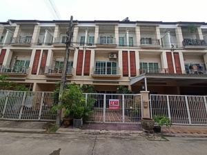 For SaleTownhousePattanakan, Srinakarin : S2790 Townhouse for sale, 3 floors, Thanaphirom Village, next to Lotus Srinakarin