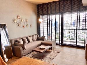 ขายคอนโดสุขุมวิท อโศก ทองหล่อ : The Lofts Asoke - Fully Furnished 2 Beds Condo for Sale!