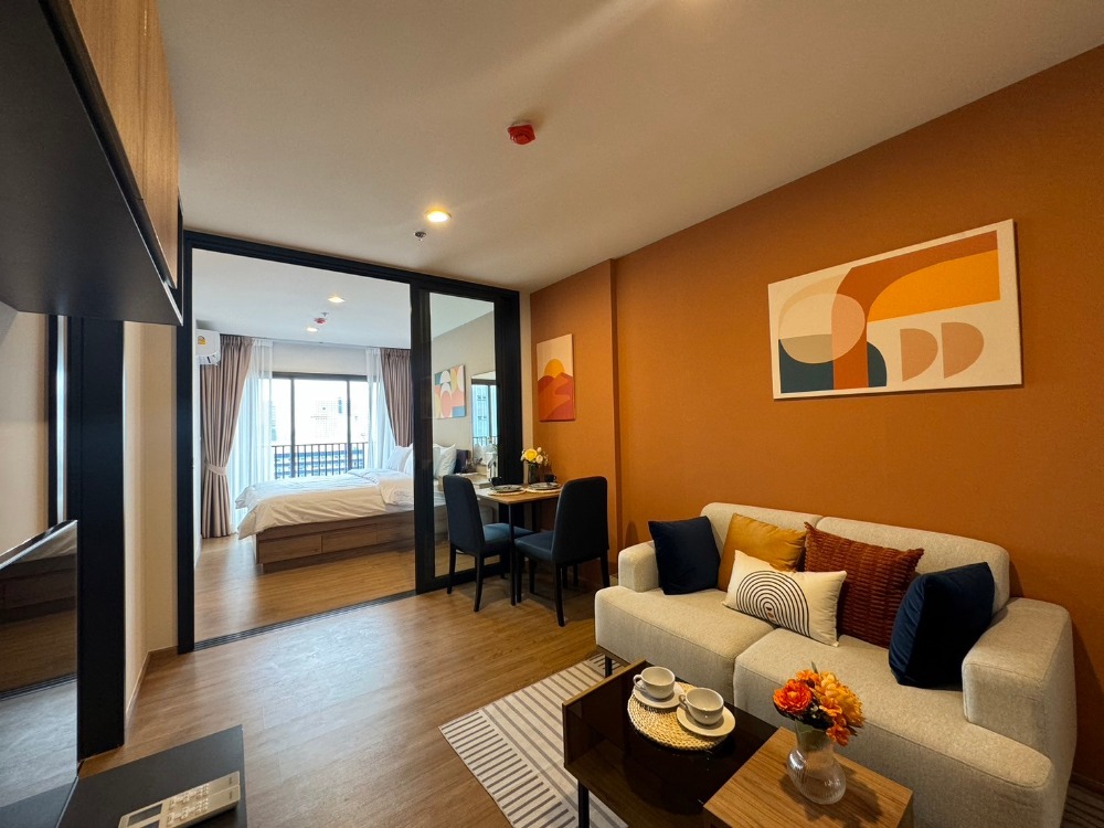 For RentCondoLadprao, Central Ladprao : 🏢 The Line Vibe 🛏️ Beautiful room ✨ Many rooms 🌐 Good location, high floor 🌤️ Beautiful view 🛋️ Fully furnished 📺 Complete electrical appliances (special price)