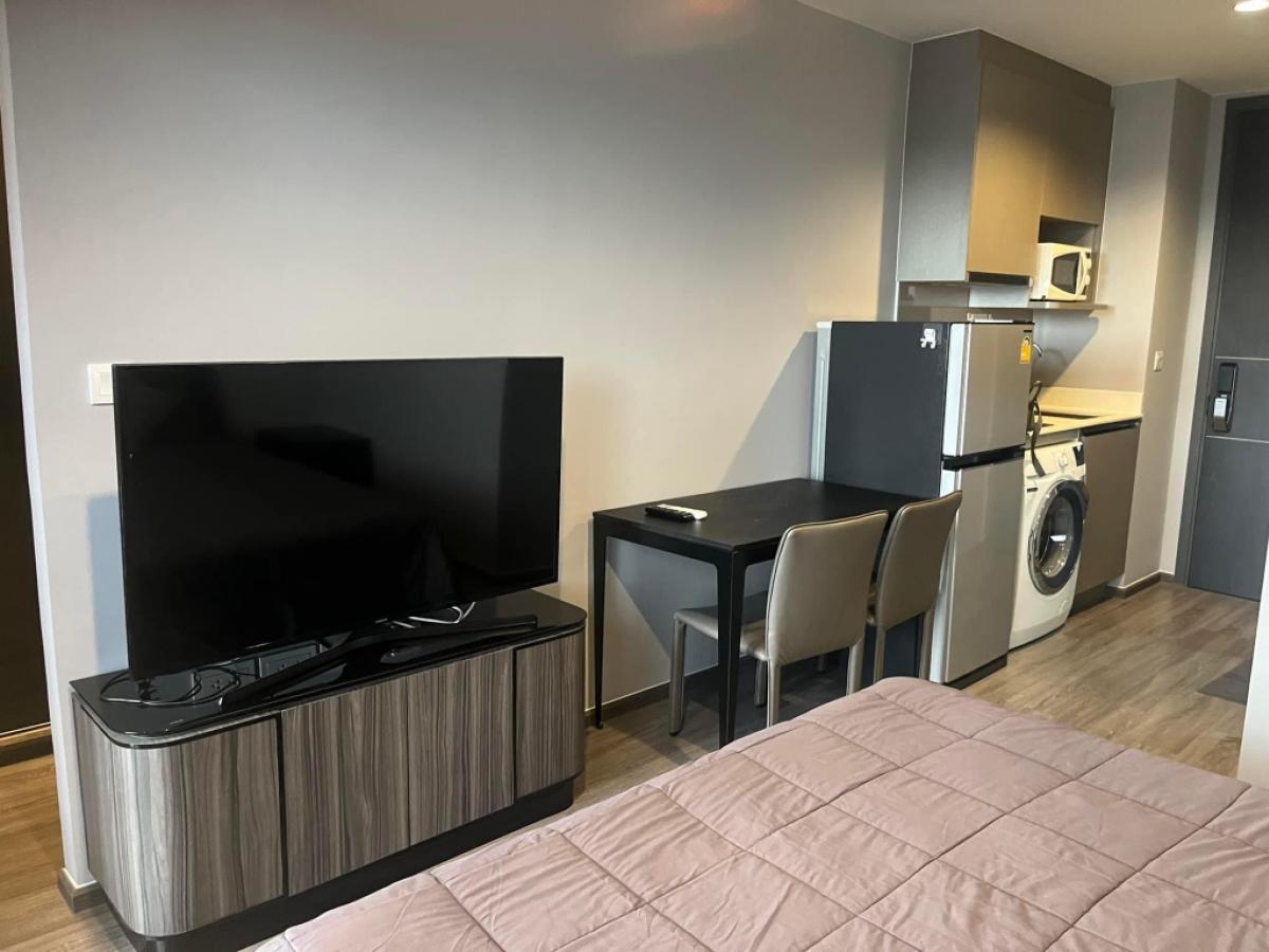 For RentCondoRatchathewi,Phayathai : For rent IDEO Mobi Rangnam (IDEO Mobi Rangnam) 📍Ready to move in 10/8/24, can be reserved. For rent property #WE1011 Interested, contact @condo19 (with @) If you want to ask for more details and see more pictures, please contact us.