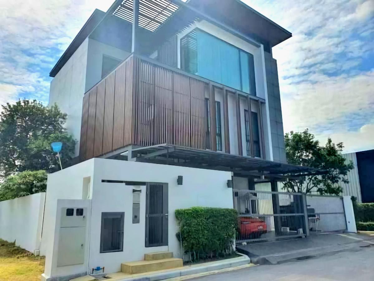 For RentHousePattanakan, Srinakarin : WW24231 For rent #Single house, The Eva Residence Village, Soi Sukhumvit 77 #Near Terminal 21 #Sukhumvit area