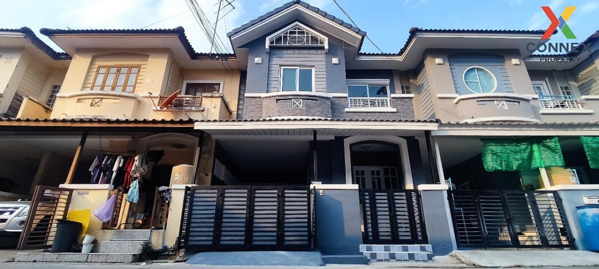 For SaleTownhousePathum Thani,Rangsit, Thammasat : For Sale Townhouse/Townhome  , Warangkul Klong 3 , newly renovated , Lat Sawai , Lam Luk Ka , Pathum Thani , CX-100297