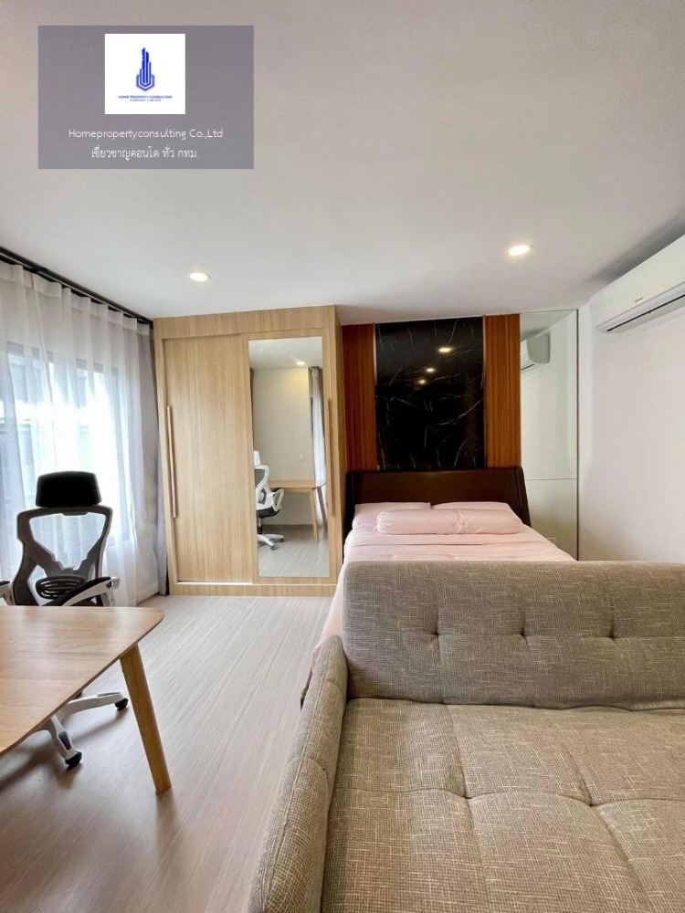 For RentCondoOnnut, Udomsuk : For rent at Aspire Sukhumvit-Onnut  Negotiable at @condo6565 (with @ too)