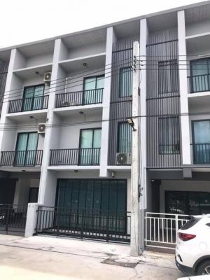 For RentTownhouseNonthaburi, Bang Yai, Bangbuathong : 25,000.- 5 air conditioners, 3-story townhome for rent. Business area of ​​Tha It, Nonthaburi, opposite Big C Food Place. There are 3 bus lines passing by. Suitable for a home office or clinic. At the entrance of the alley is the Purple Line MRT station. 