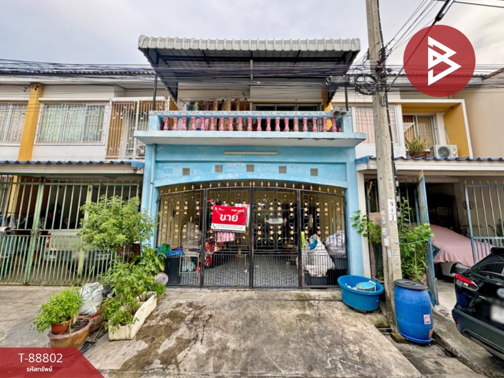 For SaleTownhouseSamut Prakan,Samrong : Townhouse for sale, PK Garden Village, Pracha Uthit 90, Phra Samut Chedi, Samut Prakan