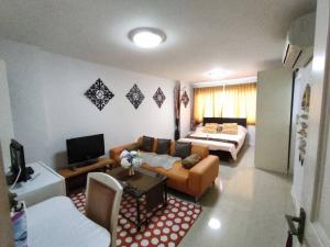 For RentCondoSukhumvit, Asoke, Thonglor : Condo One BTS Thonglor for Rent